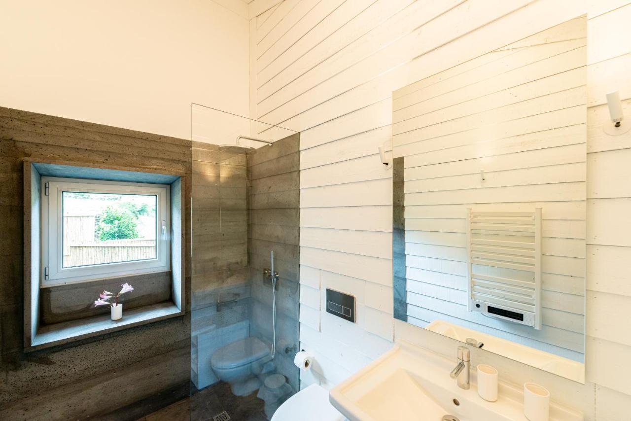 Casas Da Prainha B * Santo Amaro (Azores)
